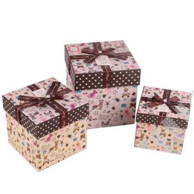 Factory new item CMYK paper candy souvenir gift box for girl with bowknot