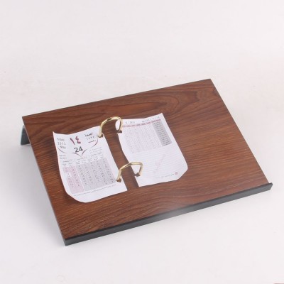 Factory  Offered School Display Lacuqer stand solid Wood Desk Calendar with metal hook For Arabic Decor